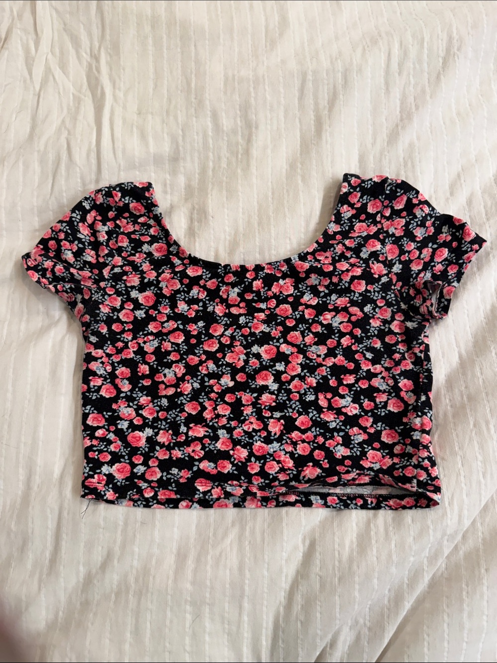 H&M Black Floral Scoop-Neck Crop Top with Pink Roses